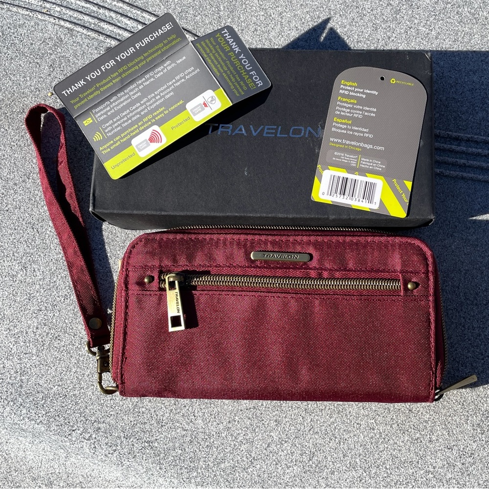 NWT Travelon wallet RFID protection clutch dark red burgundy maroon - Picture 11 of 11